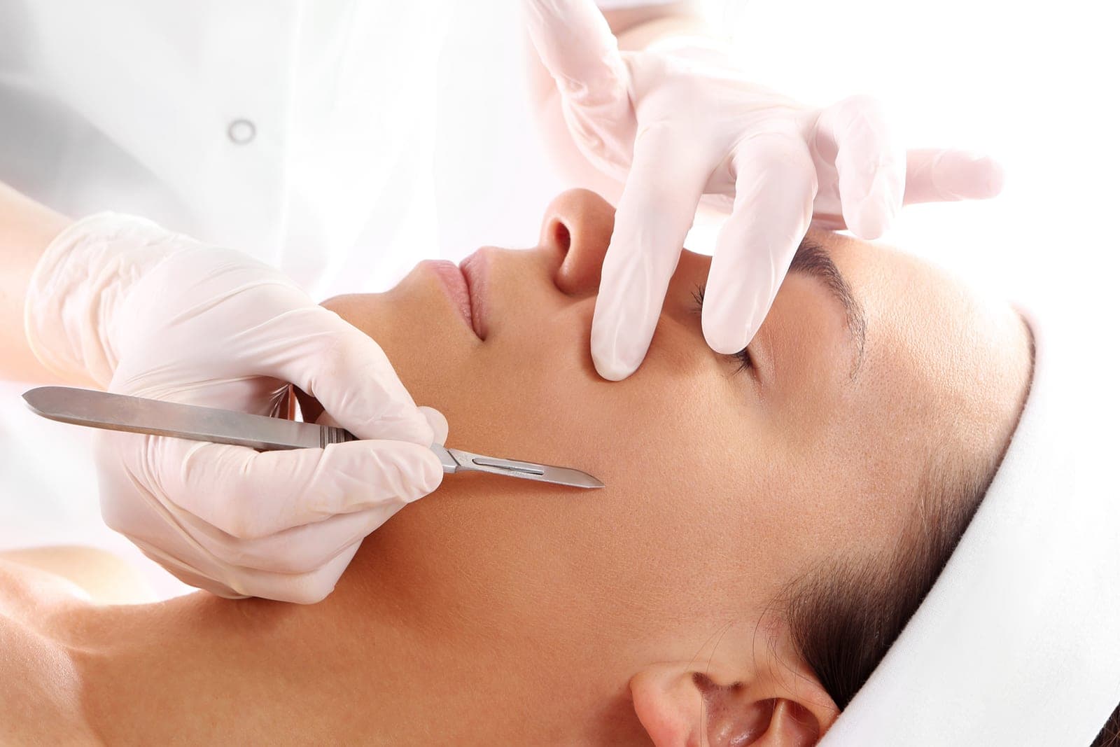 Dermaplaning